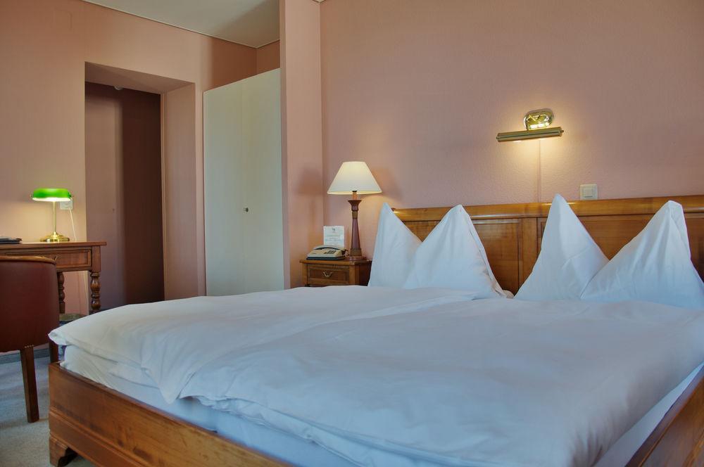 Hostellerie Les Chevreuils Lausanne Exterior photo